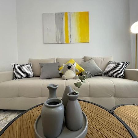 Lucky Stays Ls01 - Vollausstattung - Zentrum - Aufzug - Grosse Kueche - 2 Zimmer - Smart-Tv Magdeburg Kültér fotó