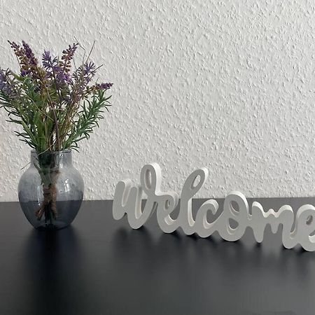 Lucky Stays Ls01 - Vollausstattung - Zentrum - Aufzug - Grosse Kueche - 2 Zimmer - Smart-Tv Magdeburg Kültér fotó